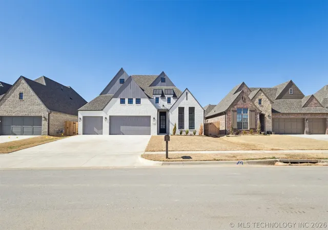3rd image of 6716 S Gardenia Ave, Broken Arrow, OK 74011 | MLS# 2607496