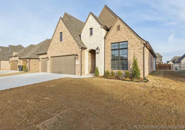 2nd image of 711 E 149th St S, Glenpool, OK 74033 | MLS# 2607512