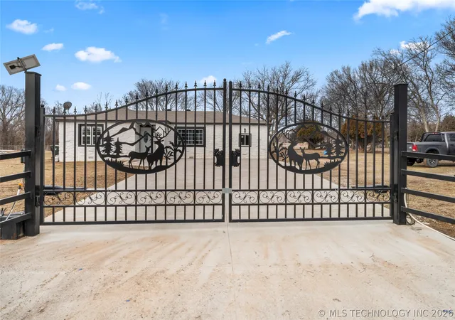 Photo 2 of Single family home for sale at 17090 S 4170 Road, Claremore, OK 74017 | MLS# 2607540 | Listing updated on 2026-06-29
