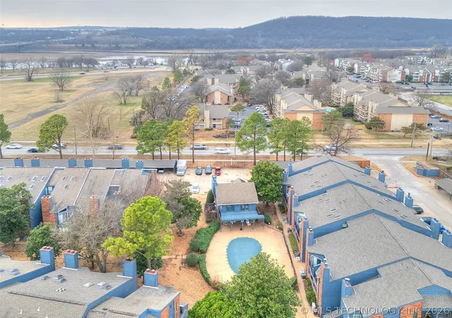 Homes for sale in Tulsa, OK | 6737 S Peoria Ave #C202, Tulsa, OK 74136 | MLS# 2607575