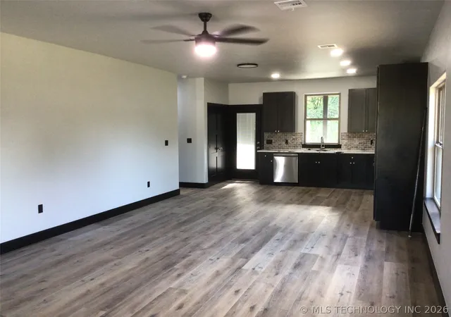 Photo 3 of Single family home for sale at 106 S Elliott St, Pryor, OK 74361 | MLS# 2607634 | Listing updated on 2026-08-20