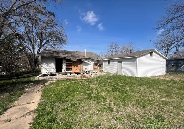 Homes for sale in Ada, OK | 931 W 14Th, Ada, OK 74820 | MLS# 2607489