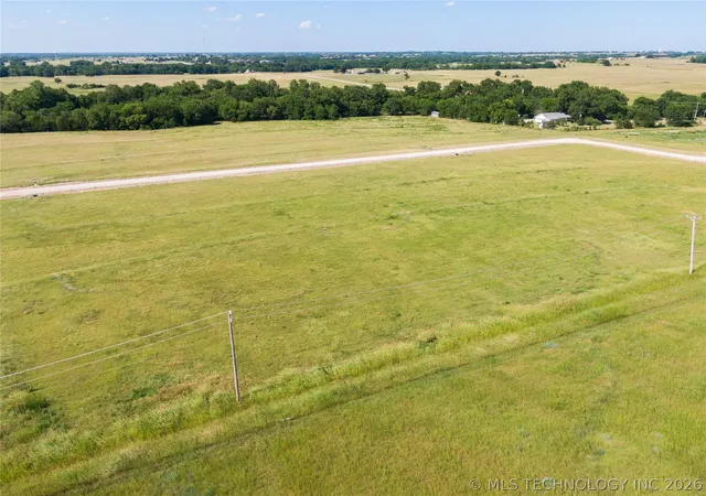 Homes for sale in Davis, OK | 107 Lost Creek Ln, Davis, OK 73030 | MLS# 2604485