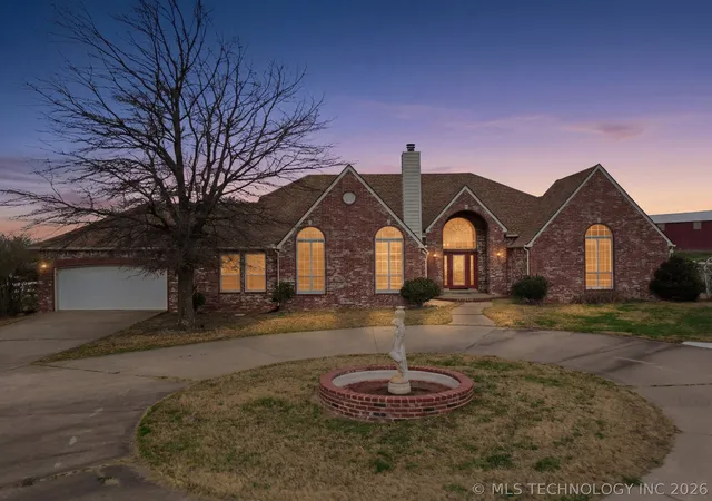 Homes for sale in Kellyville, OK | 14011 S 177th Westavenue, Kellyville, OK 74039 | MLS# 2607347