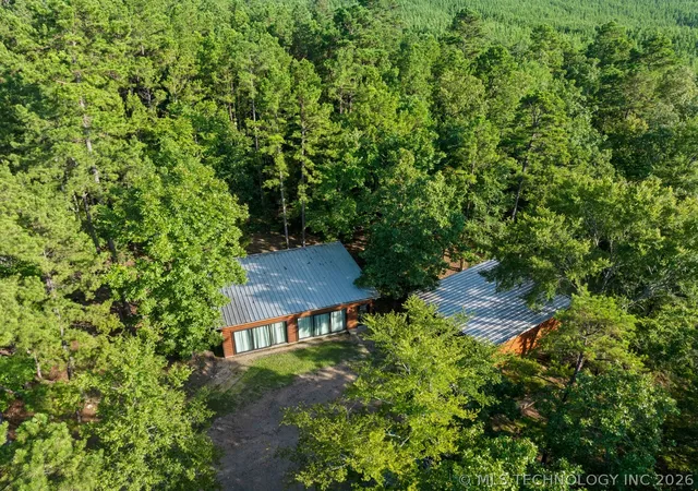 4th image of 1602 Wyr #71400 Rd, Broken Bow, OK 74728 | MLS# 2607274