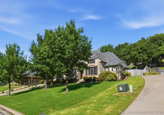 3rd image of 12316 S 16Th St, Jenks, OK 74037 | MLS# 2607768