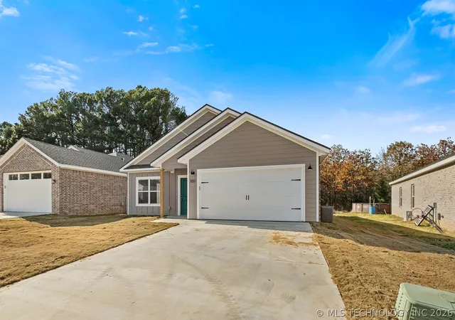 Homes for sale in Watts, OK | 880 Snyder Springs Loop, Watts, OK 74964 | MLS# 2607944