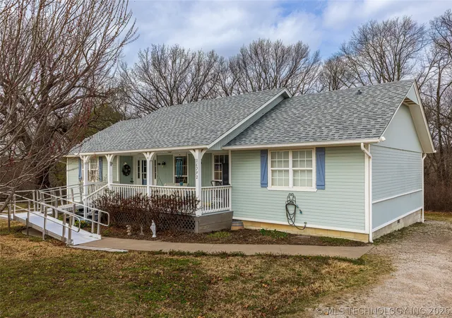 Homes for sale in Claremore, OK | 16292 S 4210 Rd, Claremore, OK 74017 | MLS# 2607617