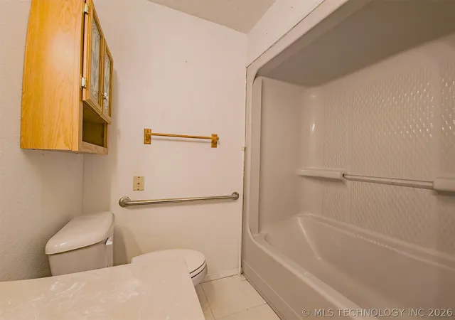 25th image of 2709 Forrest Cir, Durant, OK 74701 | MLS# 2607910