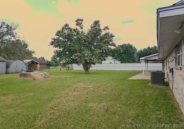 5th image of 2709 Forrest Cir, Durant, OK 74701 | MLS# 2607910