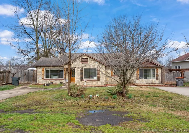 4th image of 215 E 7Th, Grove, OK 74344 | MLS# 2607969