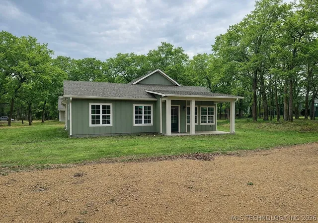 Homes for sale in Kingston, OK | 12195 Longboard Loop, Kingston, OK 73439 | MLS# 2607930