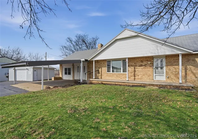 Photo 3 of Single family home for sale at 12192 S Highway 64, Muskogee, OK 74403 | MLS# 2608019 | Listing updated on 2026-08-25