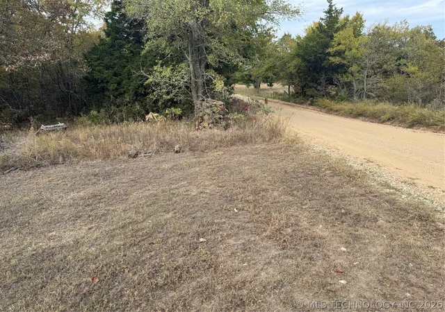 Photo 3 of Manufactured home for sale at 29279 S 27th Street, Porum, OK 74455 | MLS# 2608020 | Listing updated on 2026-07-30