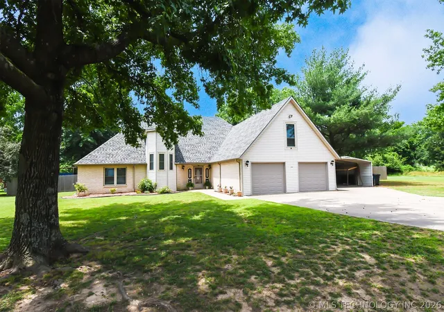 Homes for sale in Warner, OK | 1508 N 3rd Ave, Warner, OK 74469 | MLS# 2608021