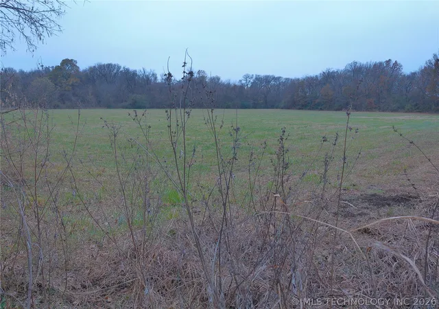 Photo 11 of Sale Pending at 18727 W Bunch Rd, Haskell, OK 74436 | MLS# 2607953 | Listing updated on 2026-08-20