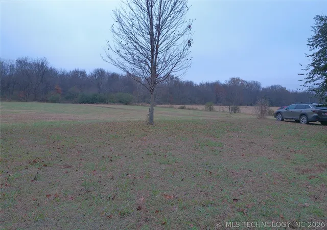 Photo 5 of Sale Pending at 18727 W Bunch Rd, Haskell, OK 74436 | MLS# 2607953 | Listing updated on 2026-08-20
