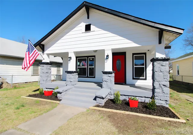 2nd image of 907 E 3rd St, Okmulgee, OK 74447 | MLS# 2607700