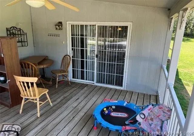 Homes for sale in Henryetta, OK | 12780 New Lake Dr, Henryetta, OK 74437 | MLS# 2608193