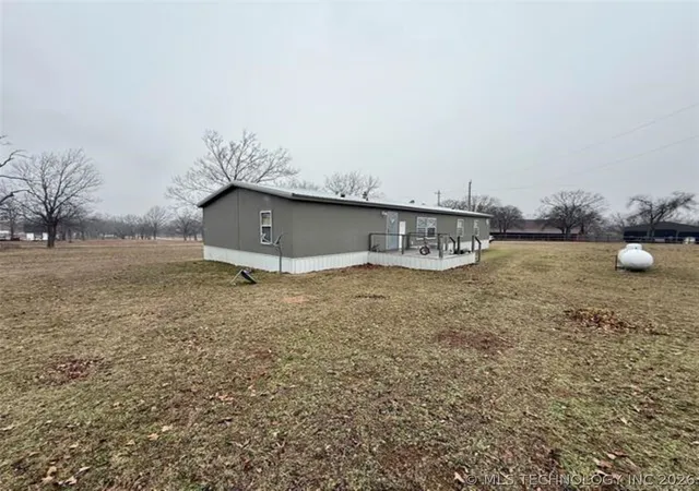 Homes for sale in Henryetta, OK | 12780 New Lake Dr, Henryetta, OK 74437 | MLS# 2608193