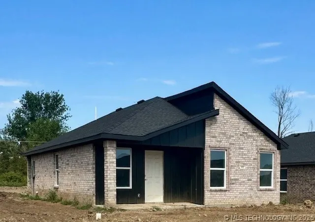 Homes for sale in Seminole, OK | 825 Elm St, Seminole, OK 74868 | MLS# 2608260
