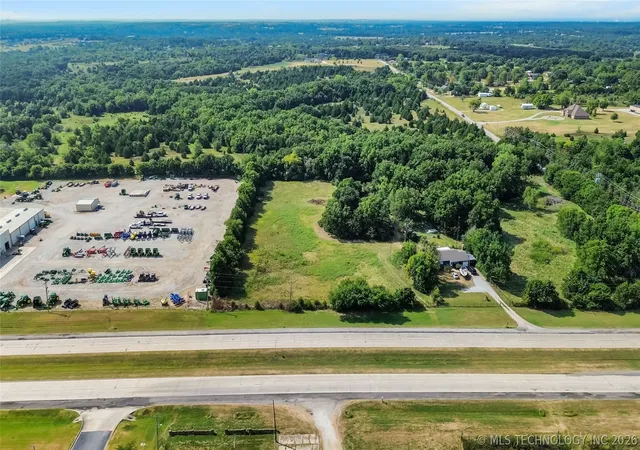 Photo 1 of Land for sale at W Broadway, Ardmore, OK 73401 | MLS# 2608338 | Listing updated on 2026-09-19