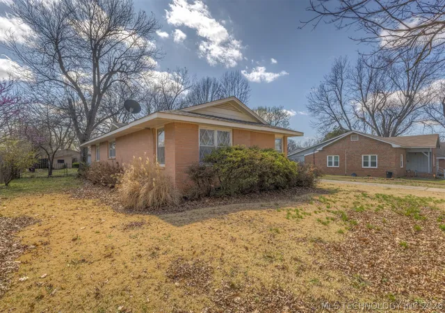 4th image of 316 E Pecan St, Coweta, OK 74429 | MLS# 2608152