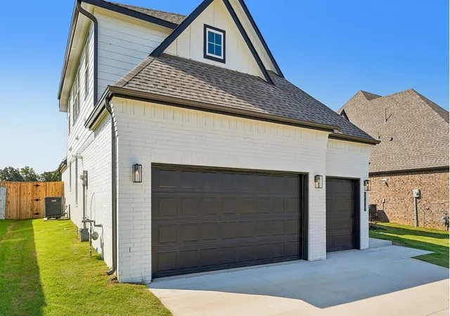 Photo 3 of Single family home for sale at 714 W 83rd Street S, Tulsa, OK 74132 | MLS# 2608381 | Listing updated on 2026-10-09
