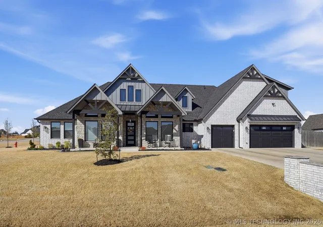 Homes for sale in Owasso, OK | 15903 E 106th St N, Owasso, OK 74055 | MLS# 2607895