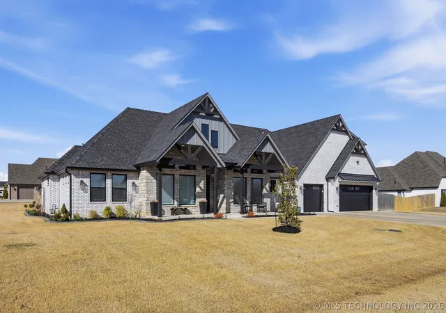Homes for sale in Owasso, OK | 15903 E 106Th St N, Owasso, OK 74055 | MLS# 2607895
