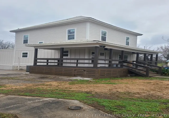 2nd image of 321 W Adams Ave, Mc Alester, OK 74501 | MLS# 2608088