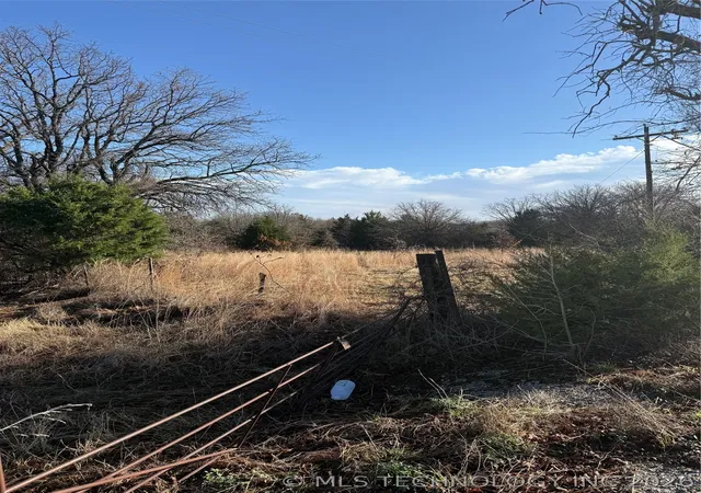 Photo 3 of Sale Pending at Cheek, Lone Grove, OK 73443 | MLS# 2608326 | Listing updated on 2026-10-07