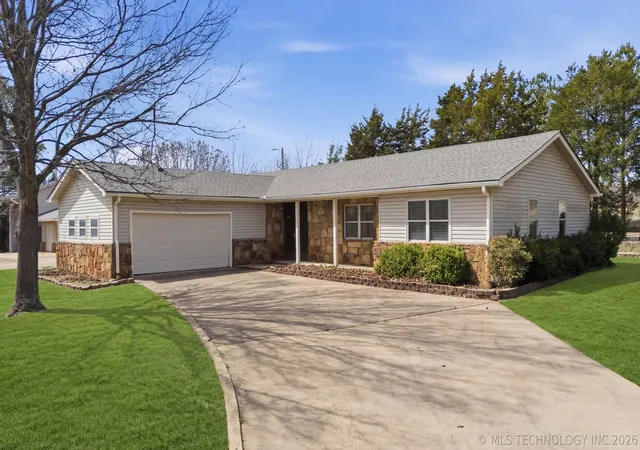 Homes for sale in Mannford, OK | 518 Fox Run Ct, Mannford, OK 74044 | MLS# 2608554