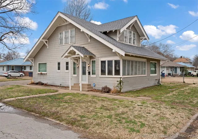 Homes for sale in Vinita, OK | 501 S Thompson St, Vinita, OK 74301 | MLS# 2608580
