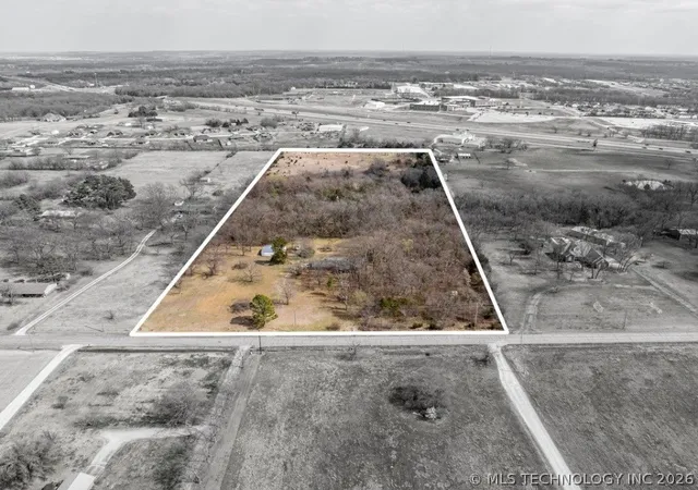 1st image of 4134 N Washington, Durant, OK 74701 | MLS# 2608601