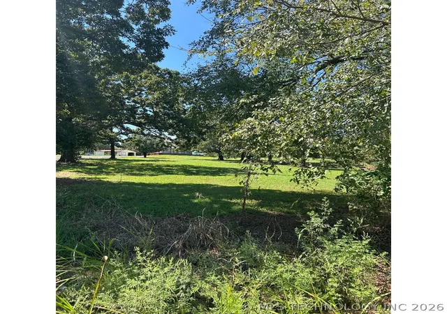 Photo 3 of Sale Pending at 30245 S 210th Road, Henryetta, OK 74437 | MLS# 2608685 | Listing updated on 2026-08-23