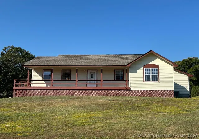 Photo 3 of Sale Pending at 30245 S 210th Road, Henryetta, OK 74437 | MLS# 2608685 | Listing updated on 2026-08-23