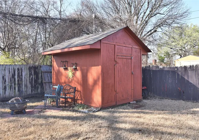Homes for sale in Tulsa, OK | 1810 W Independence St N, Tulsa, OK 74127 | MLS# 2608695