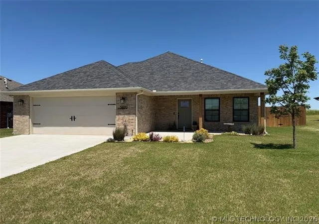 Photo 1 of Sale Pending at 5820 Coldspring Ln, Bartlesville, OK 74006 | MLS# 2608553 | Listing updated on 2026-08-20