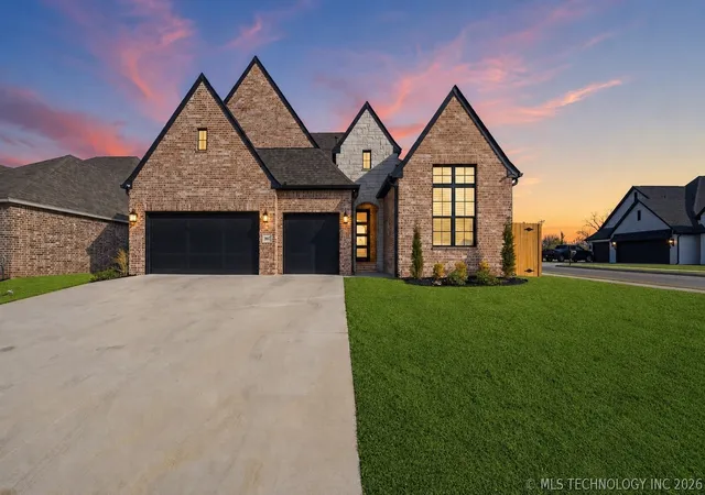 Photo 1 of Single family home for sale at 2847 E 141st Court, Bixby, OK 74008 | MLS# 2607250 | Listing updated on 2026-08-20