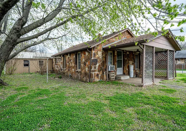 3rd image of 6501 N Quaker Ave, Tulsa, OK 74126 | MLS# 2608686