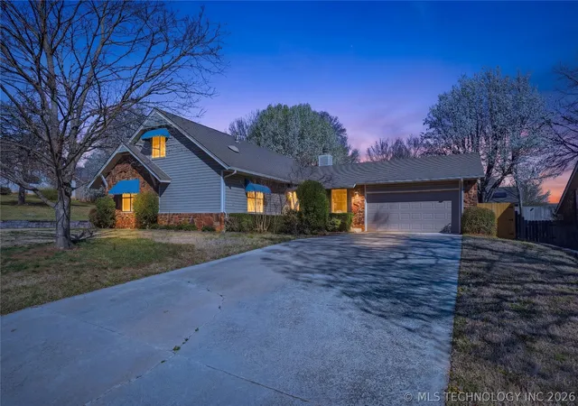 Homes for sale in Sapulpa, OK | 1711 Valley Rd, Sapulpa, OK 74066 | MLS# 2608889