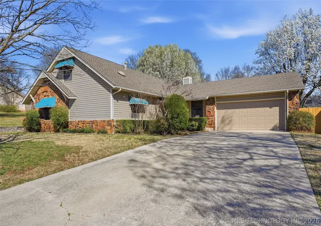 Homes for sale in Sapulpa, OK | 1711 Valley Rd, Sapulpa, OK 74066 | MLS# 2608889