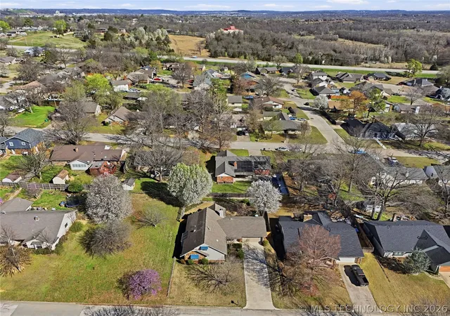 Homes for sale in Sapulpa, OK | 1711 Valley Rd, Sapulpa, OK 74066 | MLS# 2608889