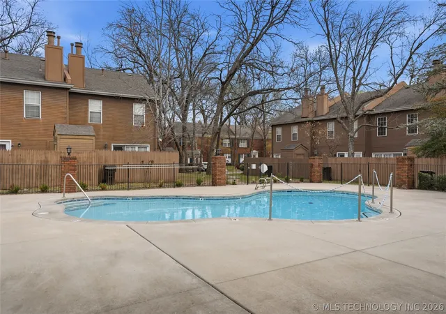 Photo 3 of Sale Pending at 6251 S Yorktown Pl #23U, Tulsa, OK 74136 | MLS# 2608907 | Listing updated on 2026-05-18