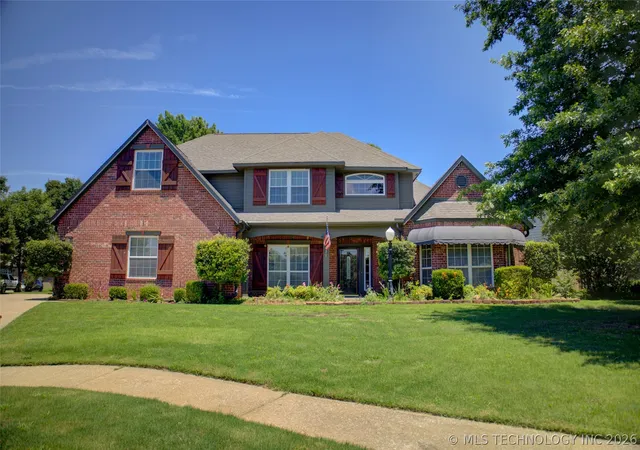 2nd image of 10305 E 90th St, Owasso, OK 74055 | MLS# 2607926