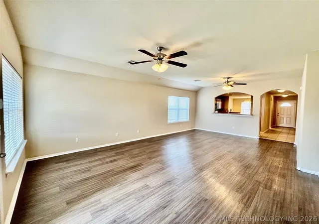 Homes for sale in Owasso, OK | 10724 N 146Th Eastavenue, Owasso, OK 74055 | MLS# 2608510
