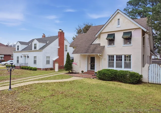 Photo 3 of Single family home for sale at 420 S 13th Street, Muskogee, OK 74401 | MLS# 2609107 | Listing updated on 2026-08-20