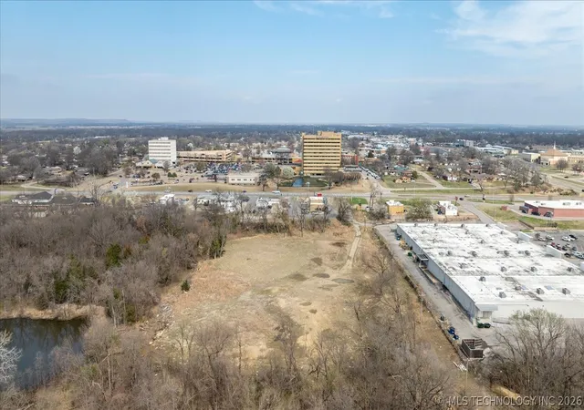 1st image of Frank Phillips Blvd, Bartlesville, OK 74006 | MLS# 2608484