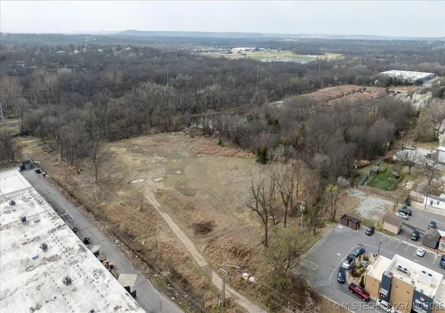 4th image of Frank Phillips Blvd, Bartlesville, OK 74006 | MLS# 2608484